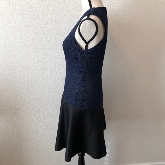 Rebecca Taylor V-Neck Stretch Snakeskin Dress - Picture 4 of 13